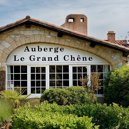 Auberge Du Grand Chene Sillans-la Cascade Exterior photo